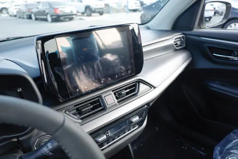 Discover undefined undefined Exterior Interior Images.Find all aspects and details of cars.