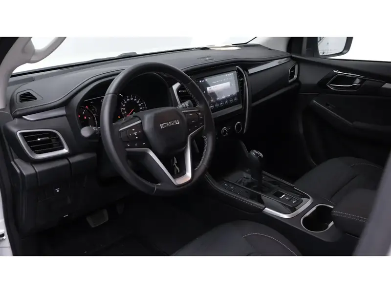 Isuzu MUX 2023