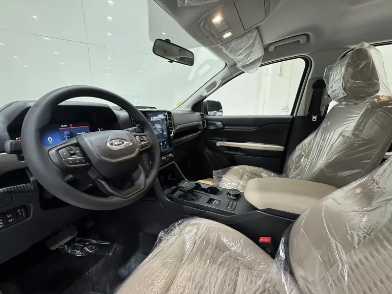 Ford EVEREST 2024