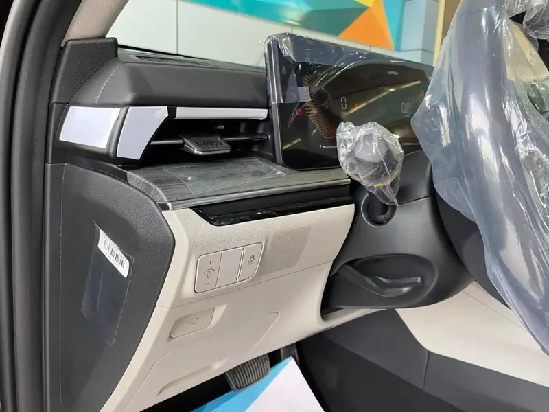 KIA K5 2025