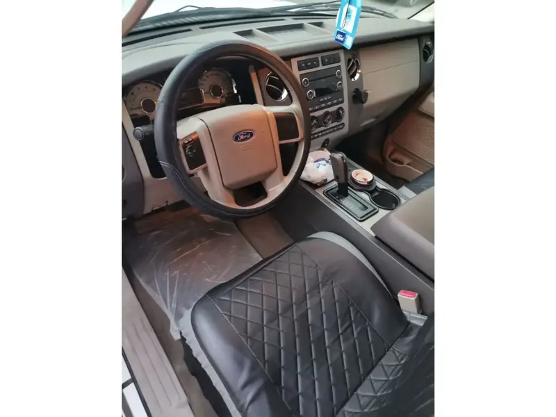 Ford Expedition 2013