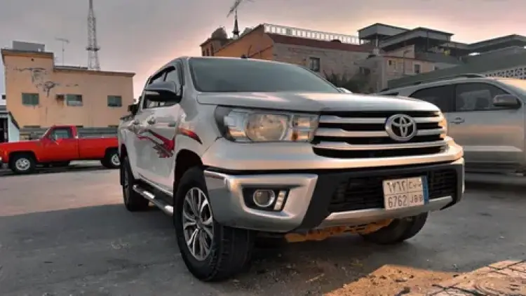 toyota toyota-hilux image Toyota Hilux 2017