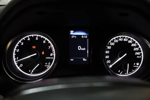 New Toyota Camry 2.5L LE 204 HP 2024