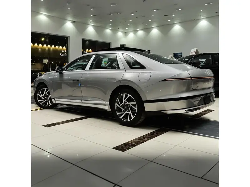 Hyundai Azera 2025
