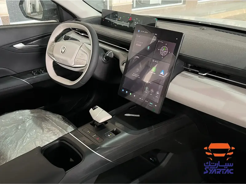 Discover undefined undefined Exterior Interior Images.Find all aspects and details of cars.