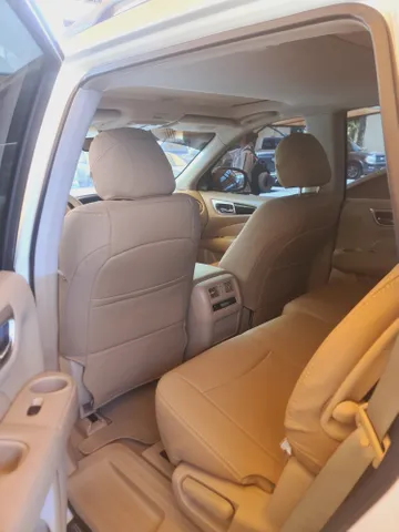 Nissan Pathfinder SV 4WD 2014