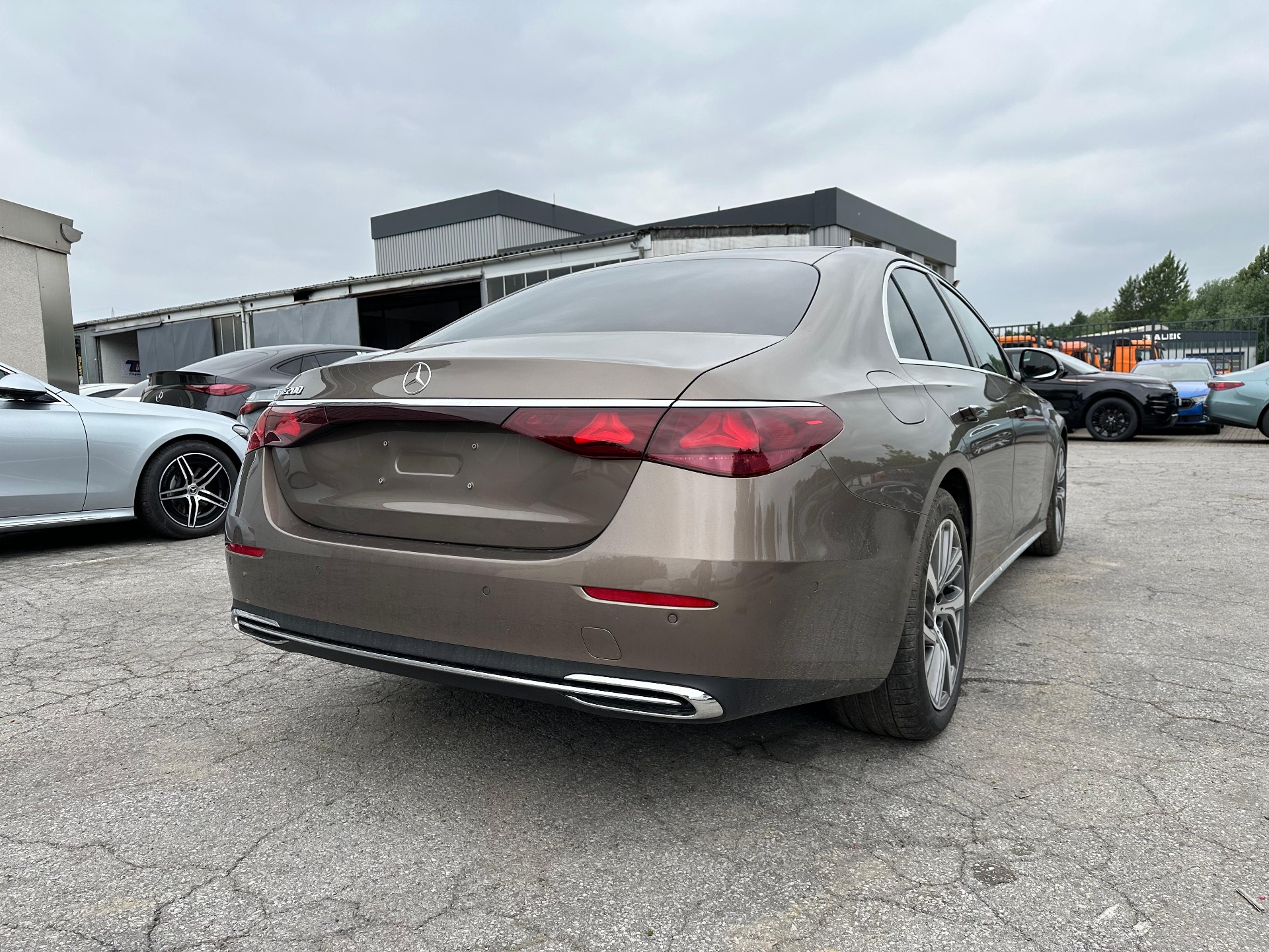 مرسيدس بنز E Class 2025