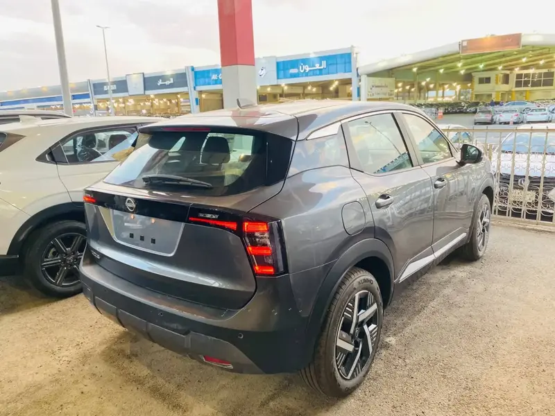 Nissan Kicks 2025