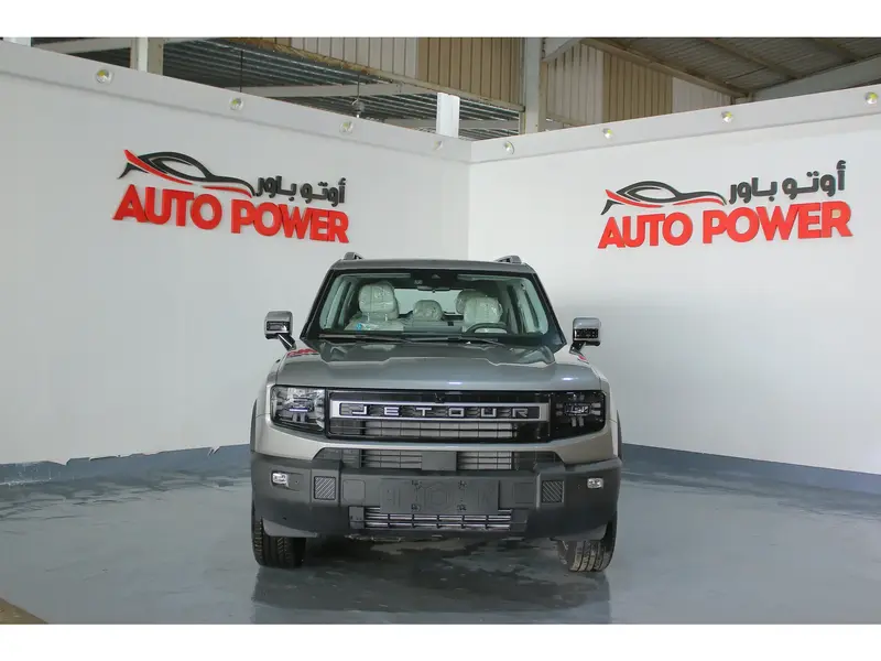 Discover undefined undefined Exterior Interior Images.Find all aspects and details of cars.