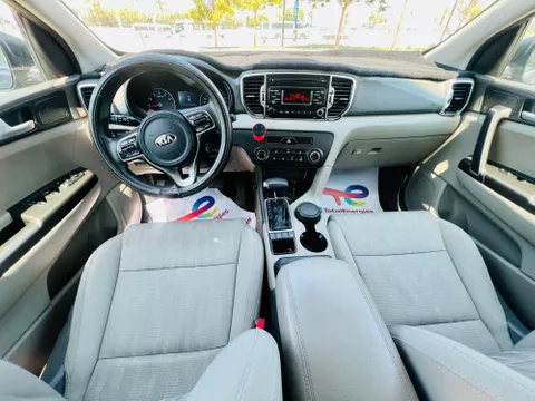 Kia Sportage 1.6L LX (FWD) 2018
