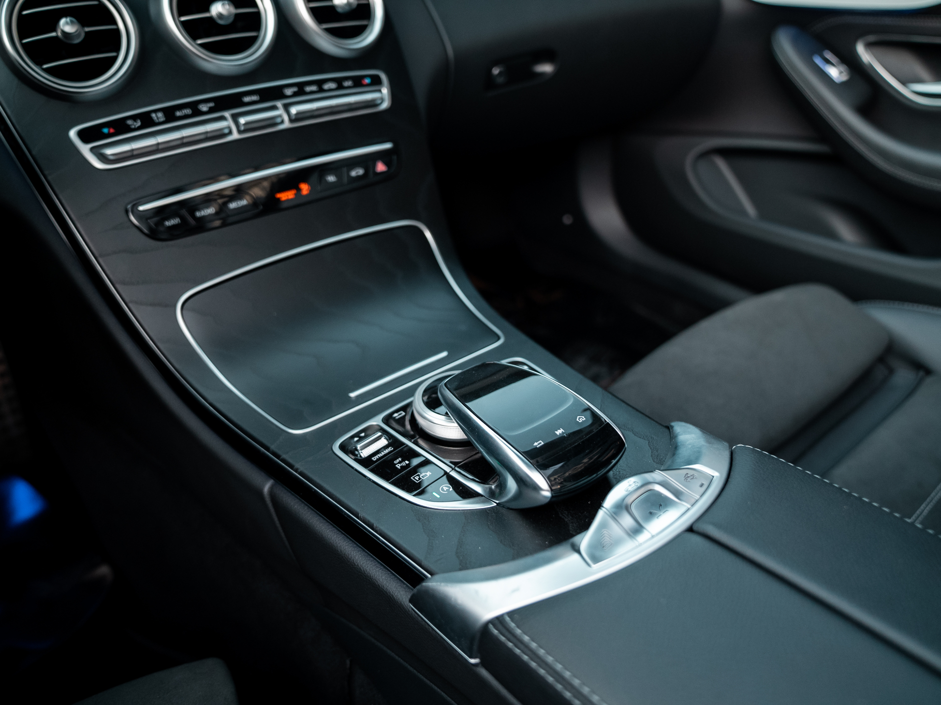 مرسيدس بنز C Class 2023