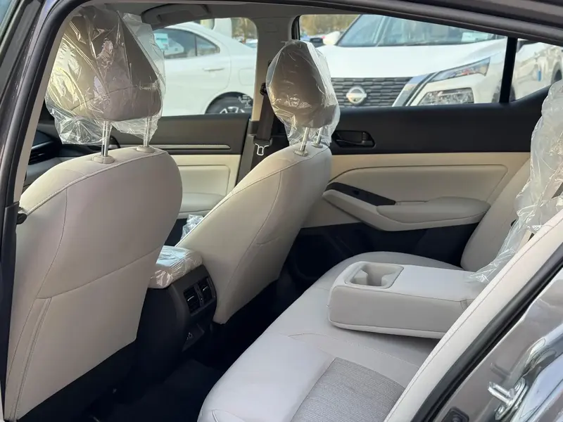 Nissan Altima 2025