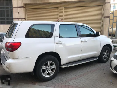 Discover undefined undefined Exterior Interior Images.Find all aspects and details of cars.