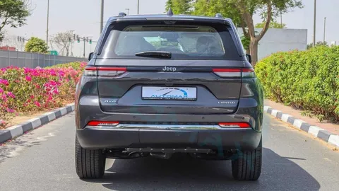 New Jeep Cherokee 2024