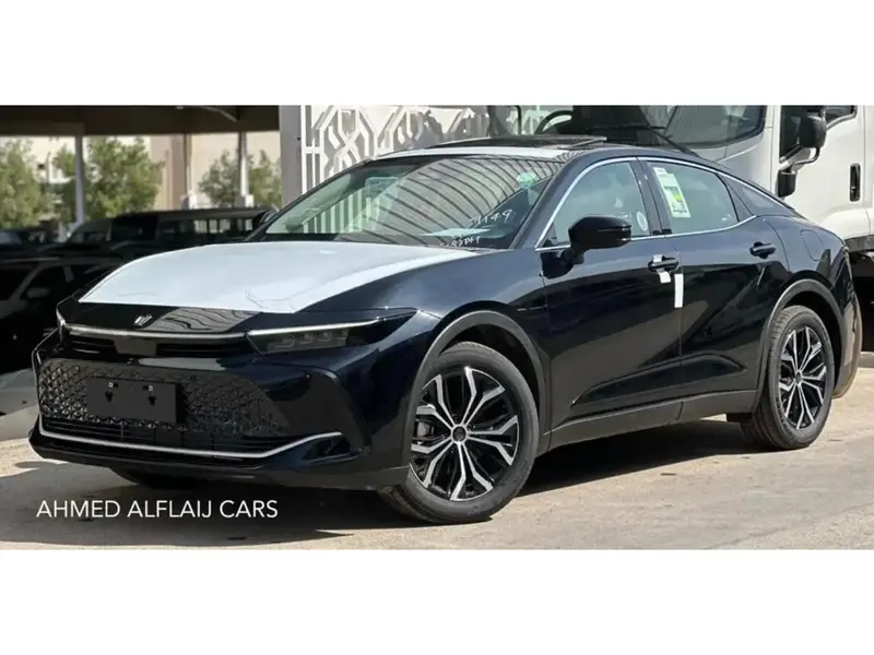 Discover undefined undefined Exterior Interior Images.Find all aspects and details of cars.