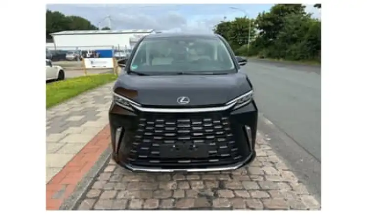 lexus lexus-lm image Lexus LM 350h LEXUS LM 350H 7SEATER AUTOMATIC HYBRAID 2.5L 2024 BLACK/WHITE
