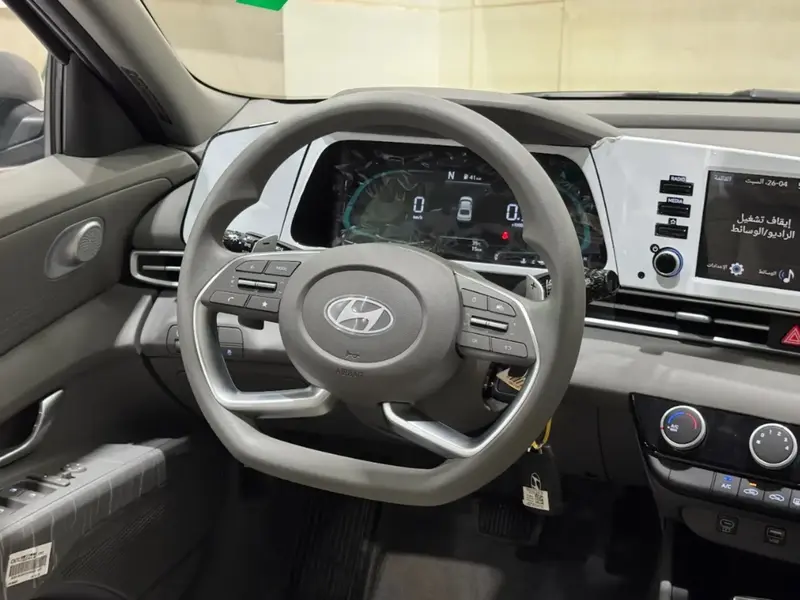 Hyundai Elantra 2025