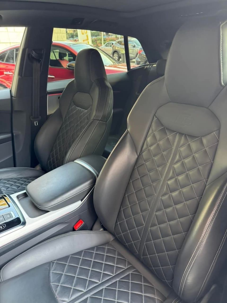 Audi Q8 2023