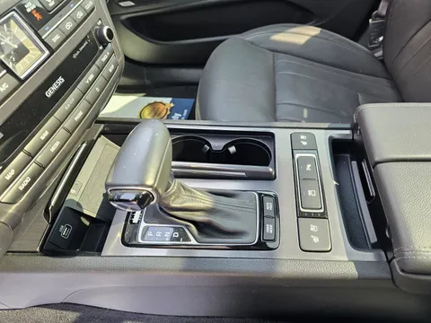 Genesis G80 3.8L Premium 2019