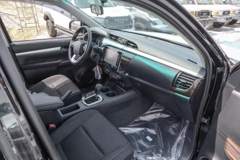 New Toyota Hilux 2.7 Double Cab 4x2 2025
