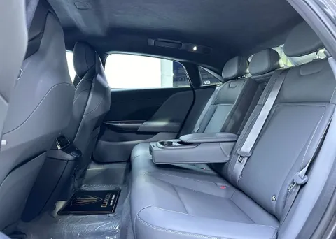 New Lucid Air Pure RWD 2024