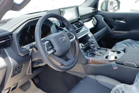 New Toyota Land Cruiser 2025