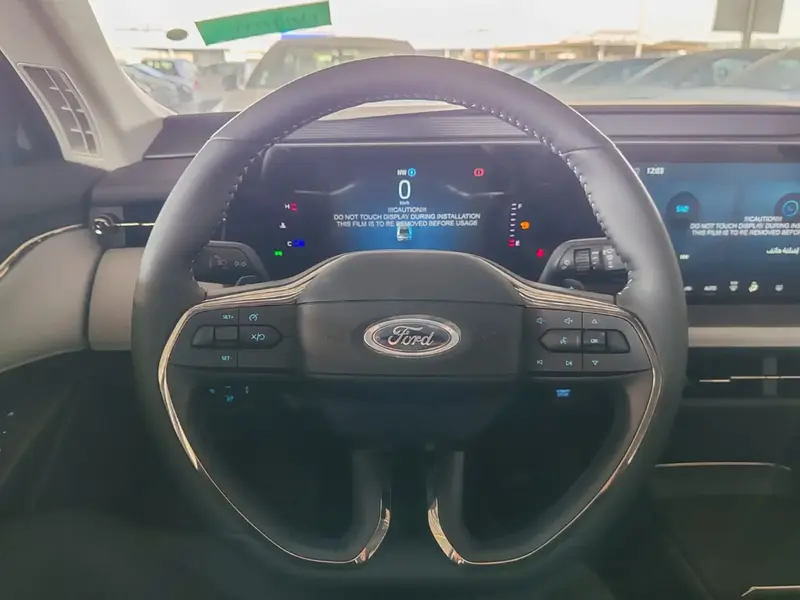 Discover undefined undefined Exterior Interior Images.Find all aspects and details of cars.