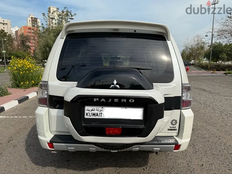 ميتسوبيشي باجيرو 2020