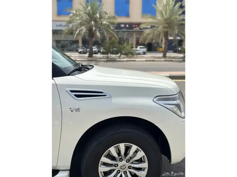 Nissan Patrol 2016