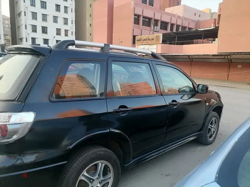 ميتسوبيشي آوتلاندر 2007