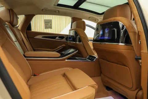 New Hongqi H9 2023