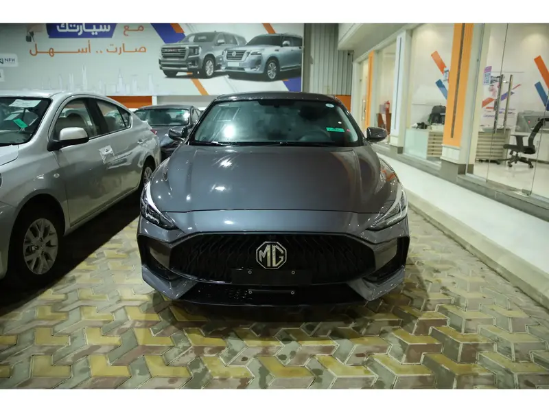 Discover undefined undefined Exterior Interior Images.Find all aspects and details of cars.