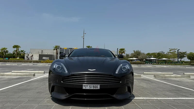 Aston Martin Vanquish 2017