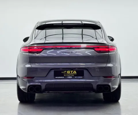 Porsche Cayenne Coupe GTS 2022