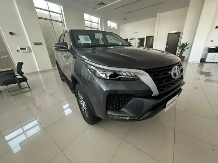 toyota toyota-fortuner image Toyota Fortuner 2024 GX2 4X2 Gasoline