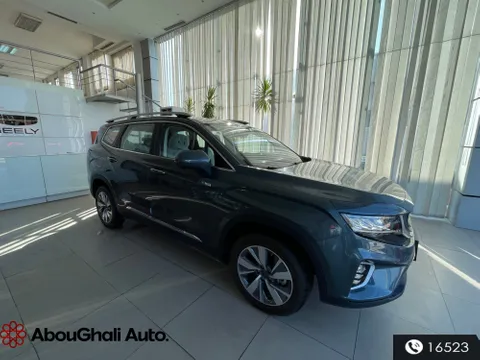 Discover undefined undefined Exterior Interior Images.Find all aspects and details of cars.
