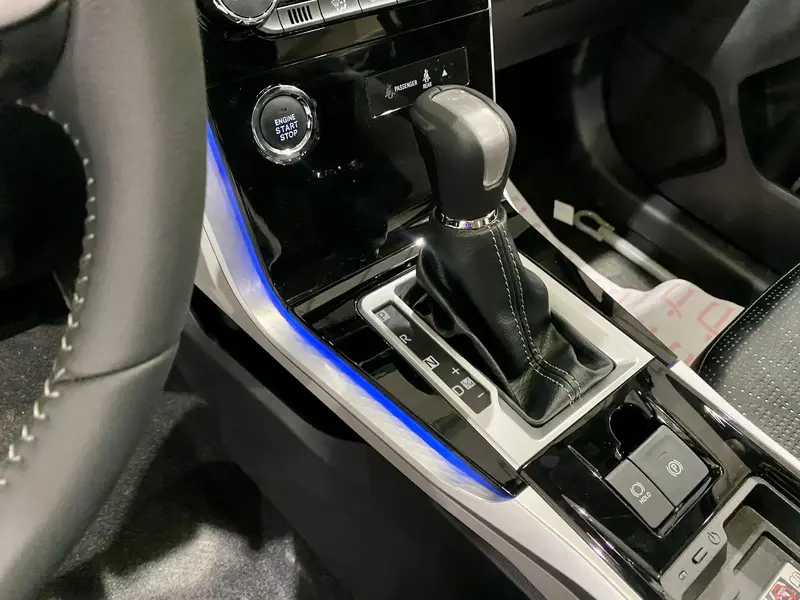 Toyota VELOZ 2025