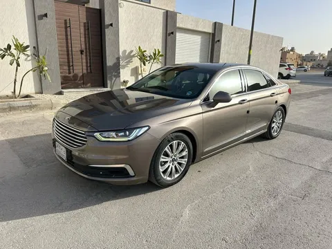 Discover undefined undefined Exterior Interior Images.Find all aspects and details of cars.