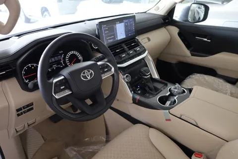 Toyota Land Cruiser 3.5T VXR  2023
