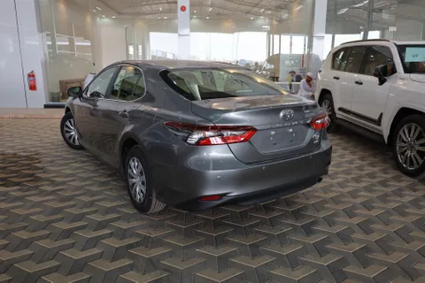 Discover undefined undefined Exterior Interior Images.Find all aspects and details of cars.