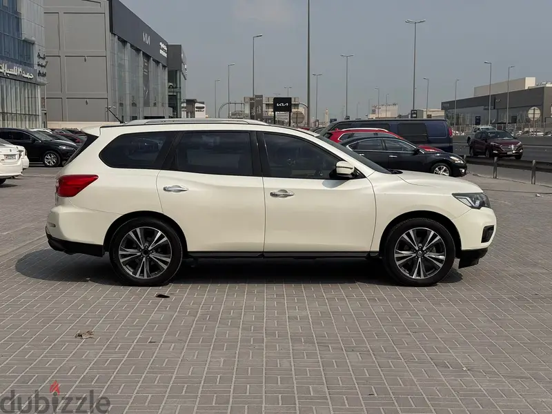 Nissan Pathfinder 2018