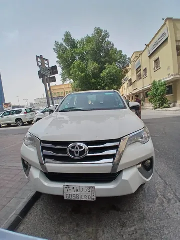 Toyota Fortuner 2.7L 2019