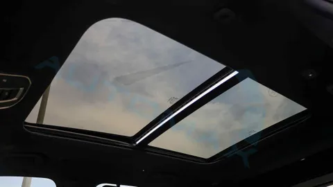 Discover undefined undefined Exterior Interior Images.Find all aspects and details of cars.