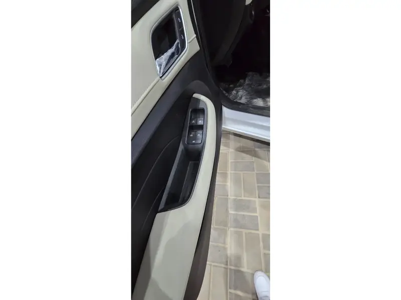 MG 5 2024