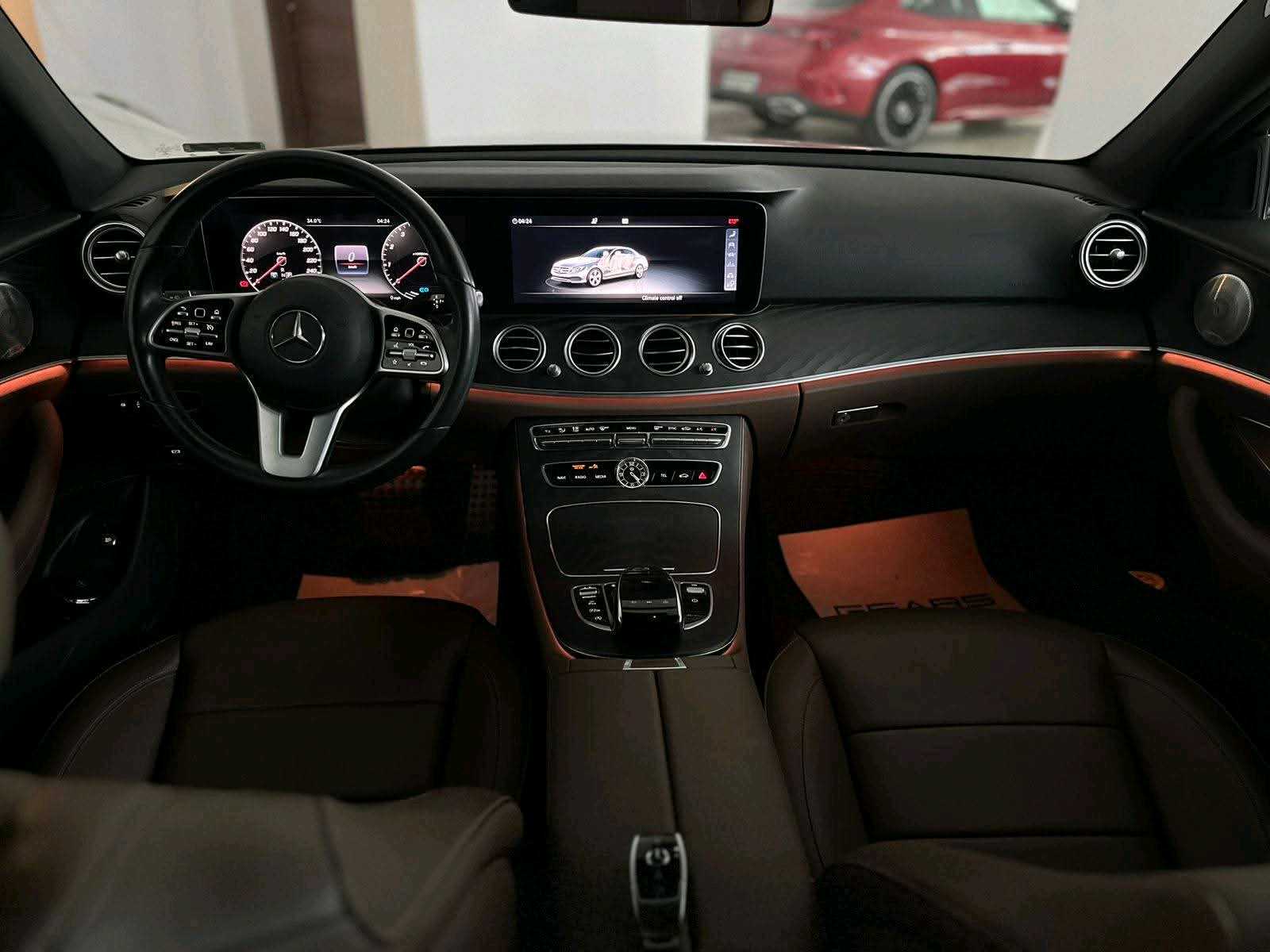 مرسيدس بنز E Class 2020