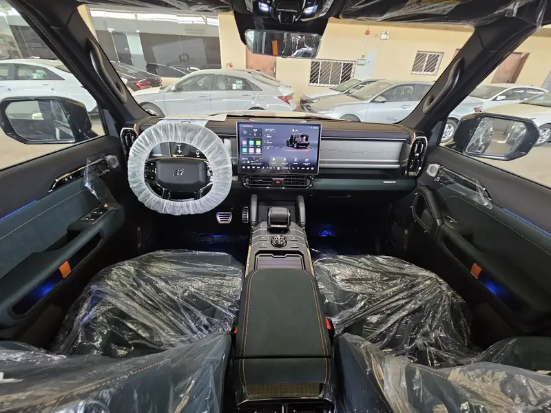 Discover undefined undefined Exterior Interior Images.Find all aspects and details of cars.
