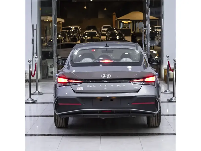 Hyundai Elantra 2025