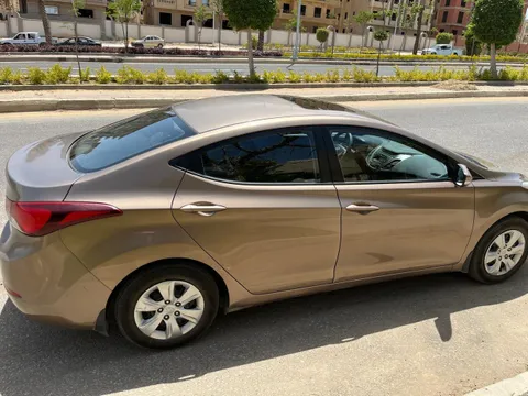 Discover undefined undefined Exterior Interior Images.Find all aspects and details of cars.