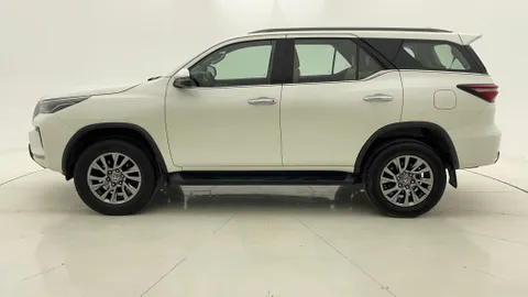 Toyota Fortuner 2022
