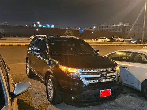 Ford Explorer 3.5L V6 LTD (AWD) Full Option 2015